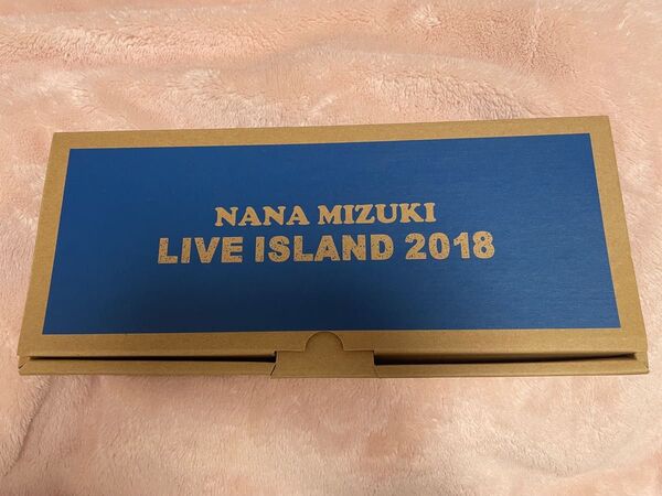 水樹奈々 シャワーサンダル