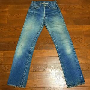 80's vintage levi's 501 リーバイス 80年代 USA製 トップボタン524 赤耳 黒カン シングル Ｗ27×L36 ビンテージ ヴィンテージ　66 Big E