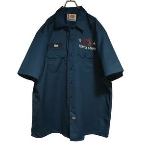 Dickies 半袖ワークシャツ size2XL オーバーサイズ ネイビー 裾タグ ポスト可 胸 プリント ロゴ ハート LEFT ALONE 古着 洗濯 プレス済 324