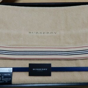 ☆BURBERRY バーバリー ウォッシャブルスローケット ベージュの画像1