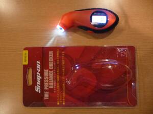  Snap-on tire wheel air mobile pocket compact LED backlight digital empty atmospheric pressure gauge balance checker memory attaching 