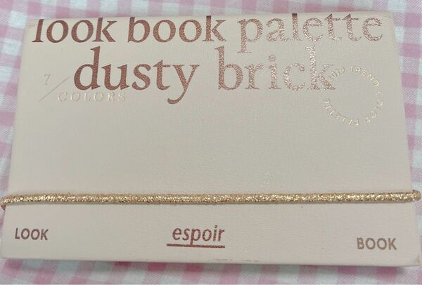 【中古】espoir Look Book Palette Dusty Brick