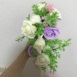 キャスケードブーケ　シャボンの香り華やぐ　ウェディング　ブライダル　結婚　お祝い　記念　フラワー　