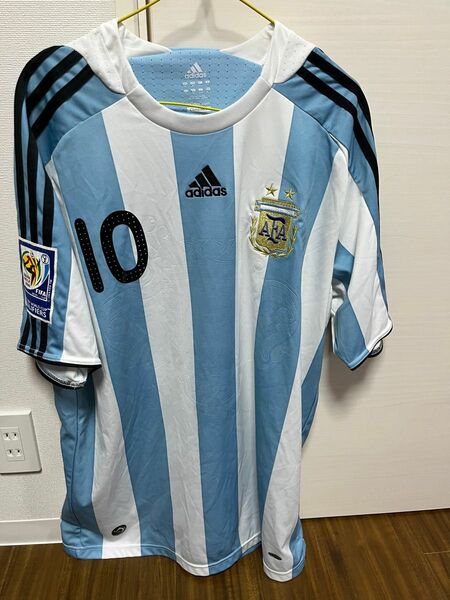 貴重2010 ワールドカップ　アディダス アルゼンチン代表 メッシ レプリカユニフォーム 2XLサイズ