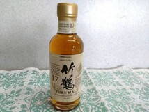 ● 古酒 未開栓 NIKKA WHISKY /TAKETSURU PURE MALT【竹鶴 17年 ピュアモルト ミニ】ニッカウイスキー 180ml 43% ジャパニーズウイスキー③_画像2