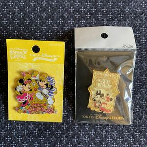 [ Disney pin badge springs car ni bar 2007 Ambassador hotel 5 anniversary commemoration 2 piece set ]