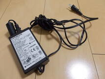 日立 電源アダプター AC PC-AP5310 100-240V～1.5A 50-60HZ 19V2.4A_画像1