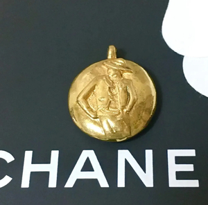  Chanel подвеска madomowazeru двусторонний Gold колье 6 *