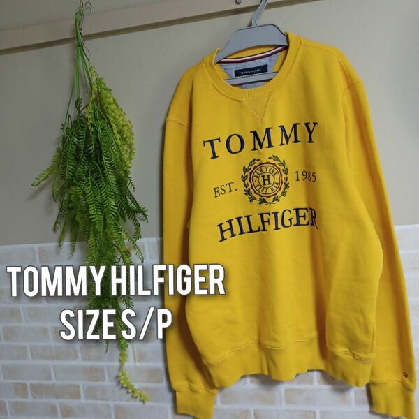 tommy hilfiger 刺繍ロゴクルーネックスウェット　裏起毛