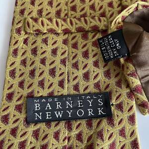 バーニーズニューヨーク（ BARNEYS NEW YORK） 黄色赤柄ネクタイ