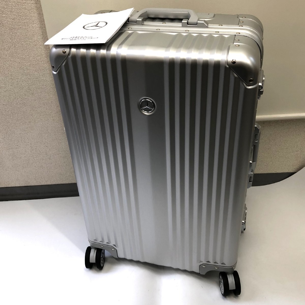 ヤフオク! -「ベンツ」(バッグ、スーツケース) の落札相場・落札価格