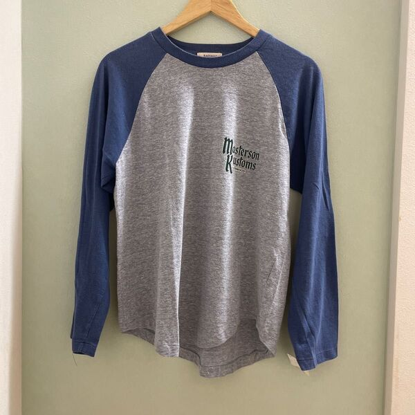 長袖Tシャツ ロンT 白 プリント グレー ラグランTシャツ トップス 長袖