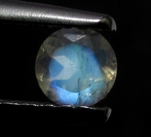 bzg■天然石ルース■　ブルームーンストーン　０．２７ｃｔ