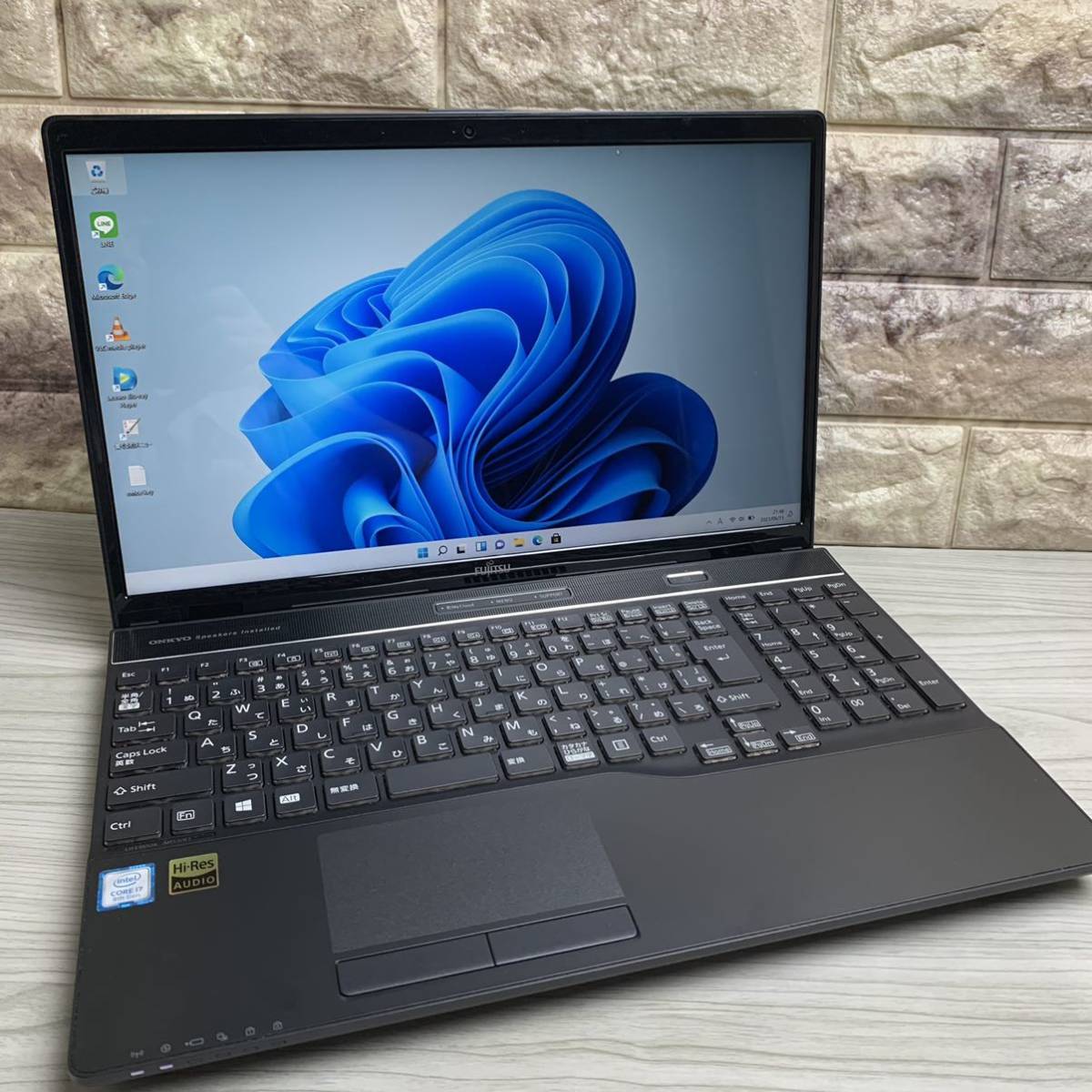 Full HD 第8世代♪Core i7-8550U M.2-SSD1TB+HDD1TB 富士通LIFEBOOK