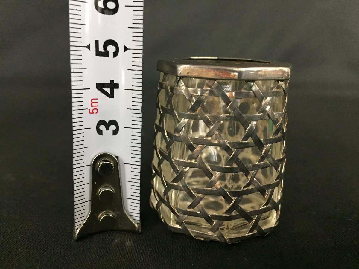 ☆D―297☆銀製品セット 爪楊枝入れ おちょこ 茶托? 銀細工 ガラス