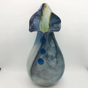 Art hand Auction Overseas, handmade, new, unused, glass vase, flower vase, rare, hard to find, antique, vintage, blue, furniture, interior, Interior accessories, vase