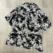 良品 Tropical 総柄 桜柄 鳳凰柄 オープンカラー アロハシャツ メンズ 4Lサイズ 大きいサイズ ブラック 開襟シャツ 和柄_画像2