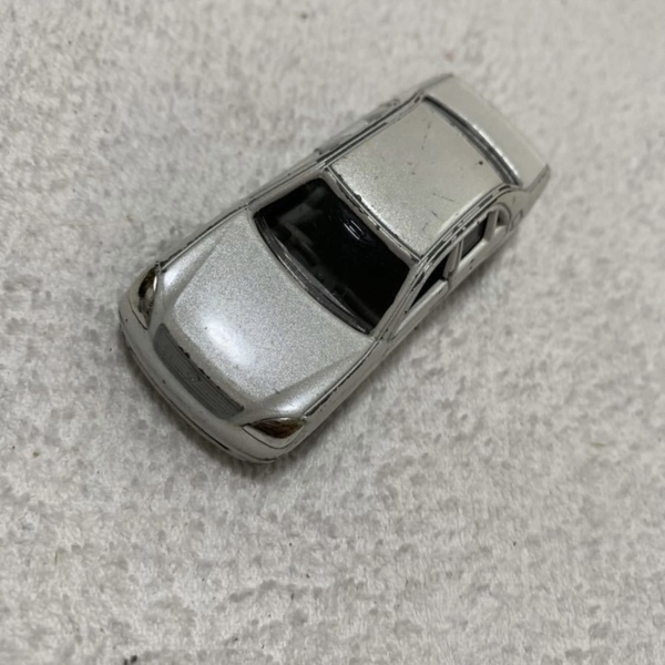TOMICA トミカ トヨタ セルシオ 17 傷あり