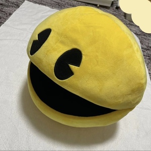 新品　パックマン　pacmanパックマンゲーム BIG ぬいぐるみ 33センチ