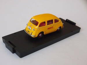 Giocher ジョケール 1/43 FIAT 600 MULTIPLA VERSIONE PIRELLI イタリア