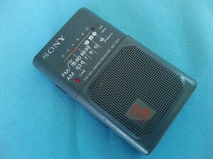 SONY／ソニー　 ICF-S33 FM／AM ポータブルラジオ　 日本製　名刺サイズ★ジャンク