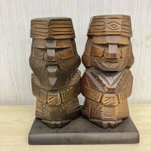 【K4228】 中古 アイヌ ニポポ 人形 木彫り 置物 台座付き セット 北海道 民芸品 インテリア ヴィンテージ レトロ 長期保管 自宅保管