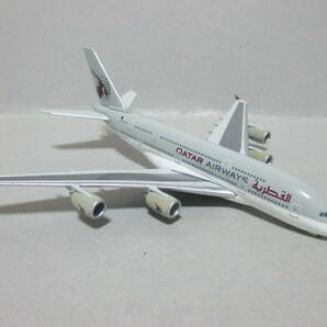 難有 1/500 ヘルパ カタール航空 エアバス A380 herpa QATAR AIRWAYS Airbus 航空模型 飛行機 2階建旅客機 ジャンク 本体のみの画像3