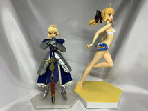 【美品】セイバー＆リリィ２体セット WAVE BEACH QUEENS セイバー・リリィ figma セイバー 甲冑ver Fate/stay night_画像1