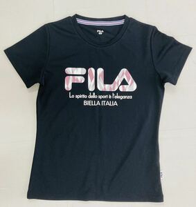 フィラ　半袖Tシャツ 黒スポーツ　FILAブランド