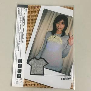 ●優木まおみ コスチューム カード 051/165 Tシャツ トレカ BOMB ボム 2007　【23/0614/01