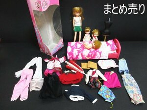 XP935△タカラ / リカちゃん / 着せ替え人形 / 衣装 / ピンクのベッド 他 / TAKARA / まとめ売り