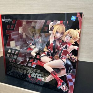 1/7スケールフィギュア ジャンヌ・ダルク＆モードレッド TYPE-MOON Racingver.