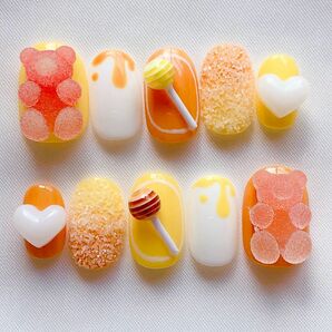 【受付停止】O53【サイズオーダー】ネイルチップ ポップ個性派オレンジ黄色ビタミンカラーロリポップグミベアお菓子キャンディ飴グミ