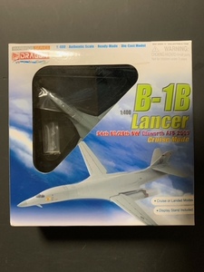 DRAGON WINGS*1/400*B-1B Lancer* America Air Force no. 8.. aviation . no. 34.. flight . L swa-s Air Force basis ground 2005(. line condition )