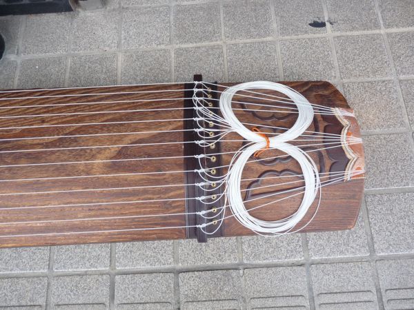正水 銘 十三弦琴 在銘 13弦琴 和楽器 筝 全長約185cm 龍舌蒔絵 綾杉彫