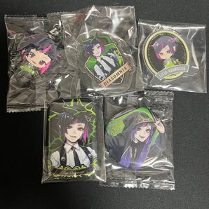 ツイステッドワンダーランド ディアソムニア寮 リリアヴァンルージュ 缶バッジ アクリルキーホルダー ラバーストラップ