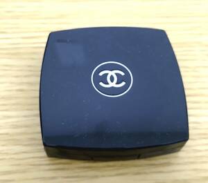 数回程度使用　美品　Chanel　シャネル　アイシャドウ　IRREELLE　BLUSH　10SECRET　フランス製