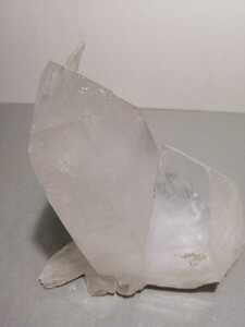 水晶結晶　双晶　観賞石　TWIN,QUARTZ　610㌘ 天然石 鉱物標本　鉱物テラリウム 地中の宝物　A.MELODY ヒーリング　オブジェ　G05y4