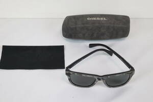  beautiful goods Italy made DIESEL diesel sunglasses camouflage Denim black lens DENIM EYE DL0111-F 5416 145