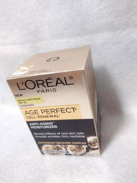 SALE!!!! 新品 ロレアル ディクリーム エイジパーフェクト L'Oreal loreal Paris Age Perfect Cell Renewal Moisturizer SPF25 日焼け止め