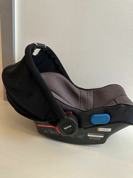 【美品】アップリカ　トラベルシステム RECARO