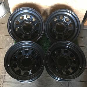 鉄ホイール ランクルなど用15インチ 15×8JJ OFF;-16 PCD;139.7-6H ハブ径;約108mm 少し傷あり 錆びあり 4本の画像1