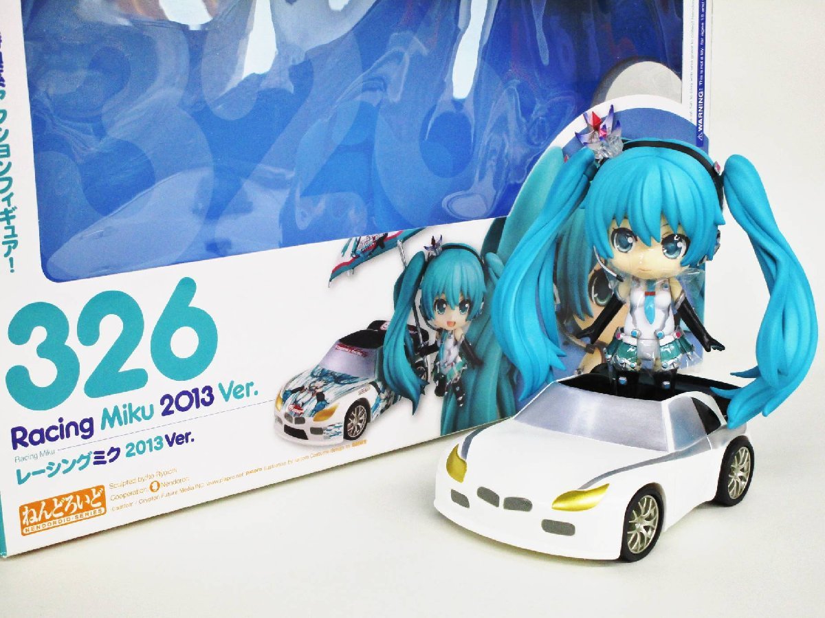 ヤフオク! ねんどろいど レーシングミクの落札相場・落札価格