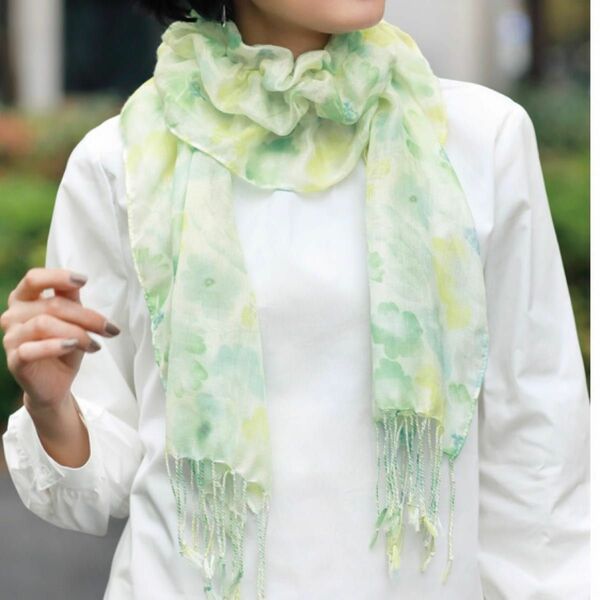 【新品】 ストール　シャーリング　グリーン系　フラワー柄　ショール　冷房対策　スカーフ