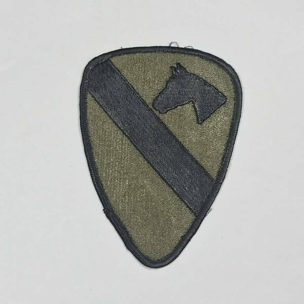 米軍実物 第1騎兵師団 ワッペン パッチ ベルクロなし 縫い付け用 U.S.Army 1st Cavalry Division アメリカ陸軍 ①