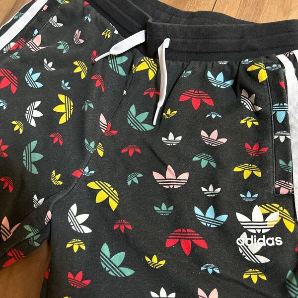 adidas ハーフパンツ