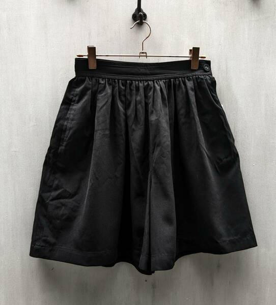 コムデギャルソン　トリコ　80s 　ショートパンツ　ギャザーフレアー　ミニスカート　Sサイズ　黒　ブラック　レトロ