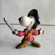 ■約40年前　スヌーピー　海賊　バイキング　SNOOPY　フィギュア人形おもちゃ当時物2■おまけ食玩昔昭和レトログリコ古い当時森永_画像1