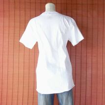 レッド・ブル柄Tシャツ・Type2(ホワイト)／サイズМ_画像7