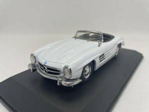 ベンツ特注 1/43 メルセデスベンツ Mercedes-Benz 300SL ホワイト J05-02-701